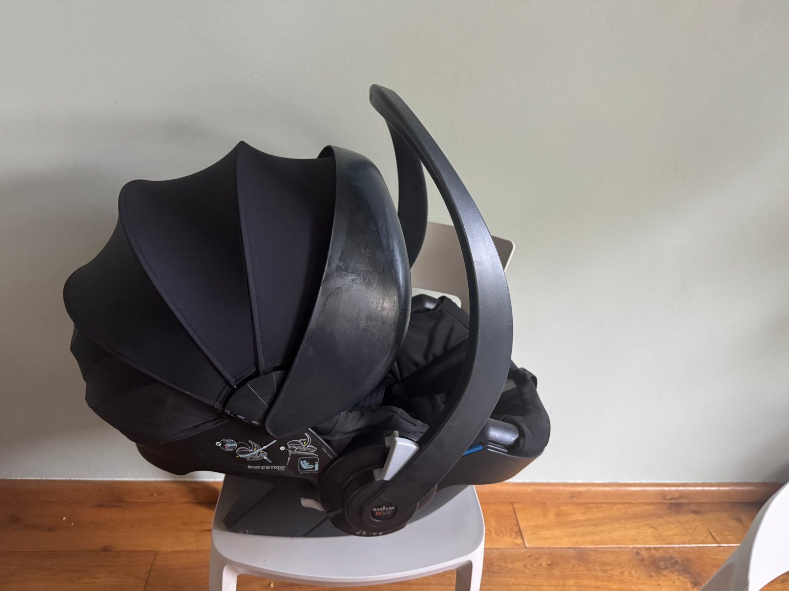 BeSafe iZi Go Modular i-Size autostoel met base, Kinderen en Baby's, Autostoeltjes, Gebruikt, Zijbescherming, Isofix, 0 t/m 13 kg