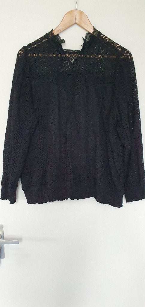 Top met lange mouwen kant maat L, Kleding | Dames, Tops, Ophalen of Verzenden, Gedragen, Zwart, Lange mouw
