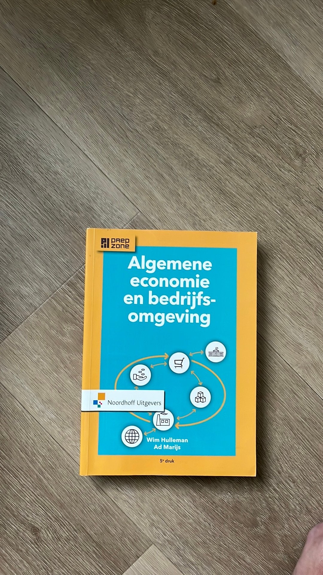 Algemene economie en bedrijfsvoering, Ophalen, Beta, Zo goed als nieuw, HBO