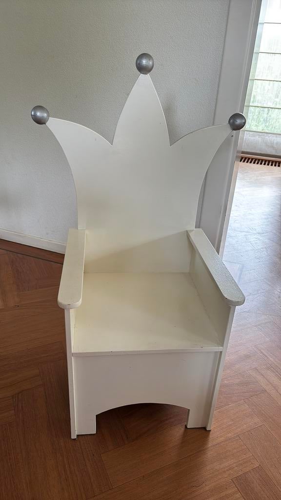 Houten kinderstoeltje, Kinderen en Baby's, Kinderkamer | Tafels en Stoelen, Ophalen, Gebruikt, Stoel(en)