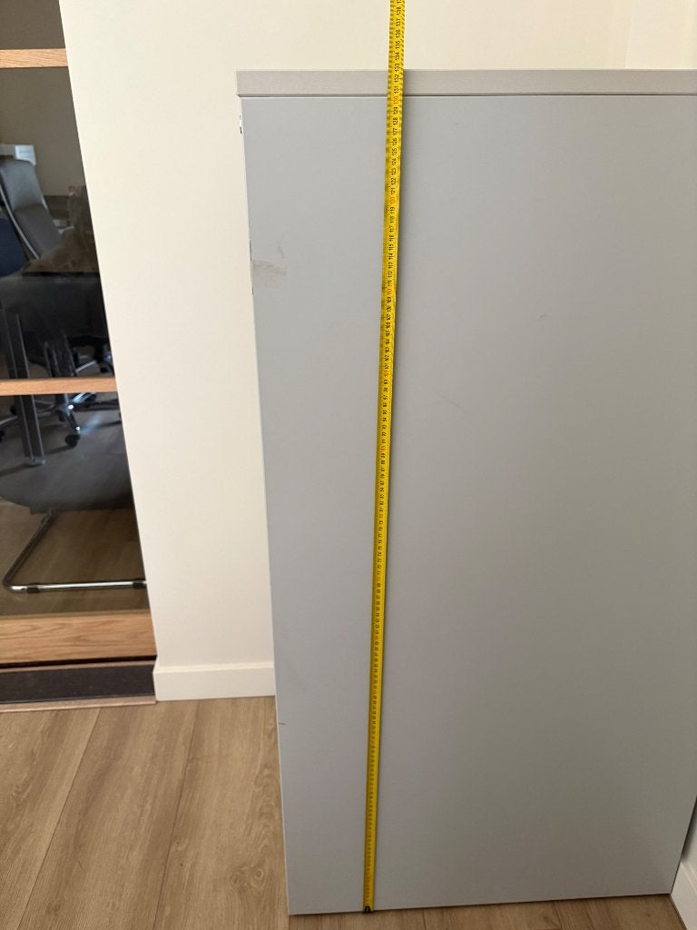 Foto 11 van Grijze dossierkast met 4 lades