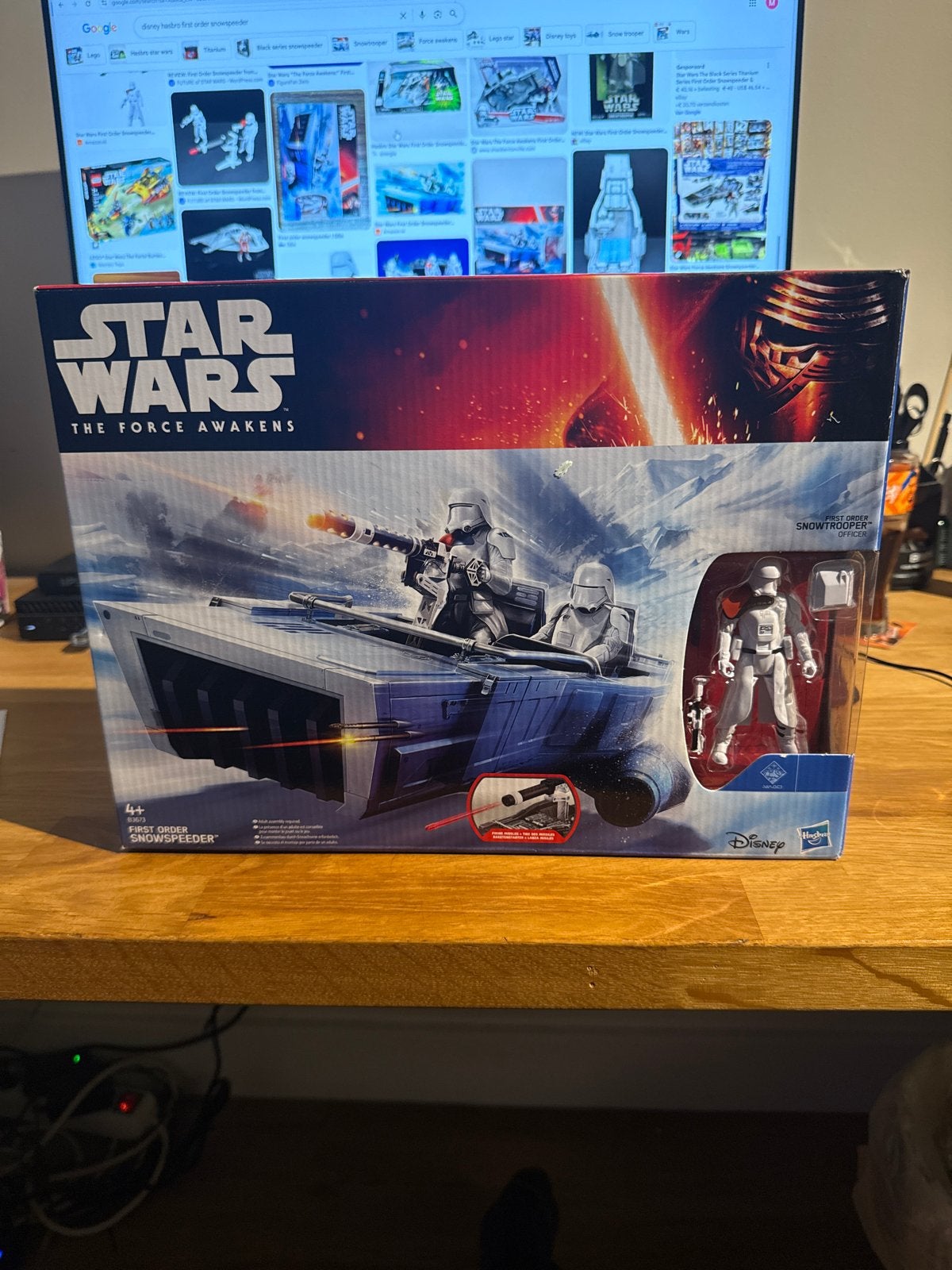 Star Wars TFA Hasbro First Order Snowspeeder nieuw in doos, Verzamelen, Ophalen of Verzenden, Nieuw, Actiefiguurtje
