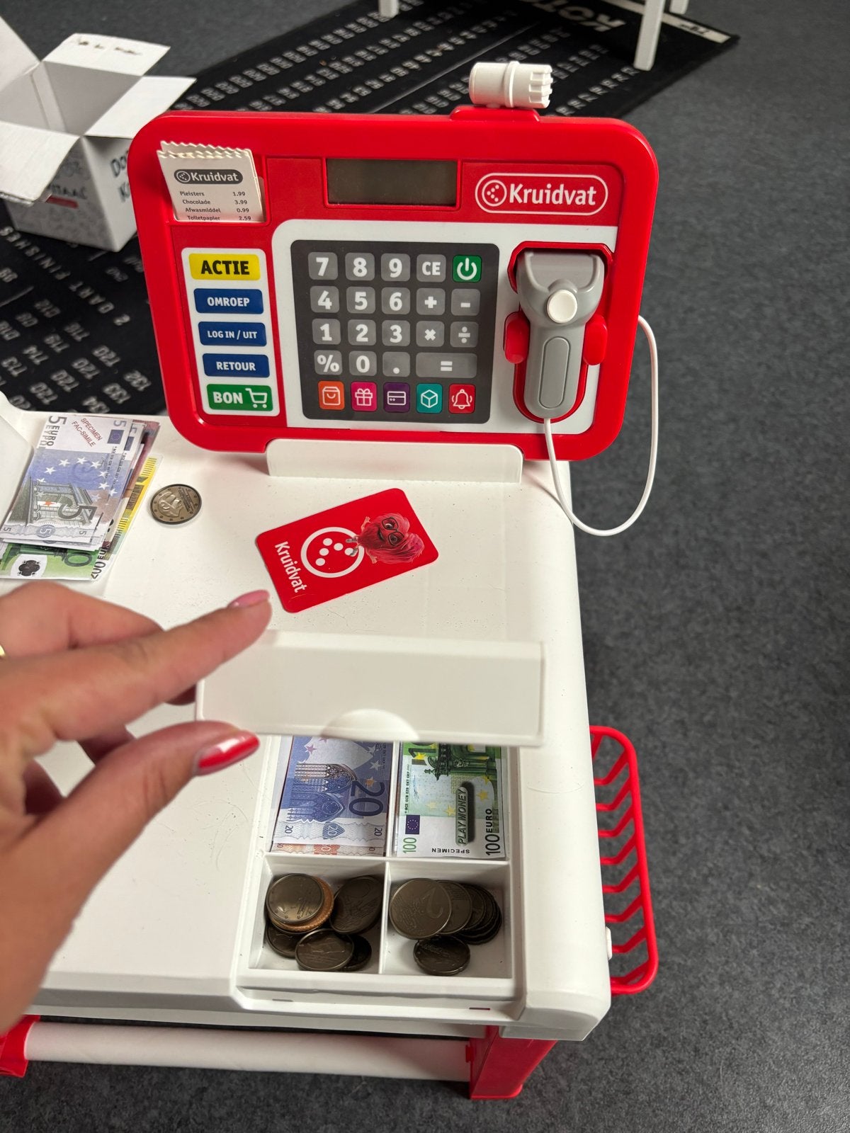 Kruidvat Speelgoedwinkel met Kassa en Boodschappen, Ophalen, Zo goed als nieuw, Jongen of Meisje