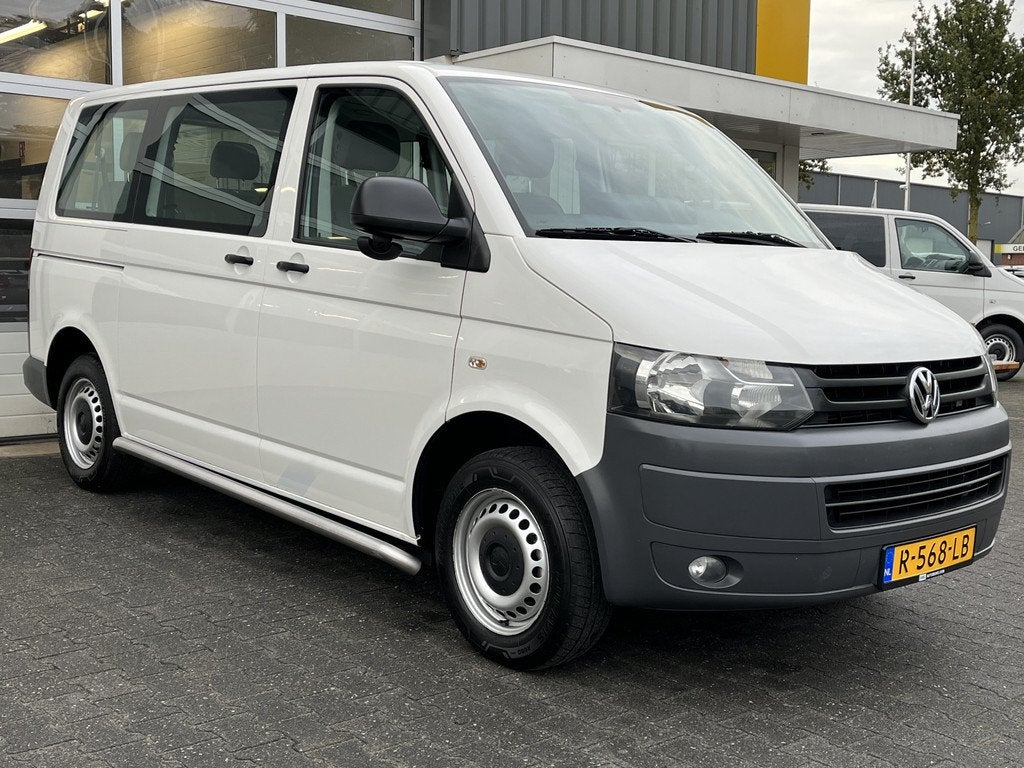 Volkswagen Transporter Kombi 2.0 TDI DSG Automaat L1H1 BTW e, Auto's, Volkswagen, Euro 5, Stof, Gebruikt, Zwart