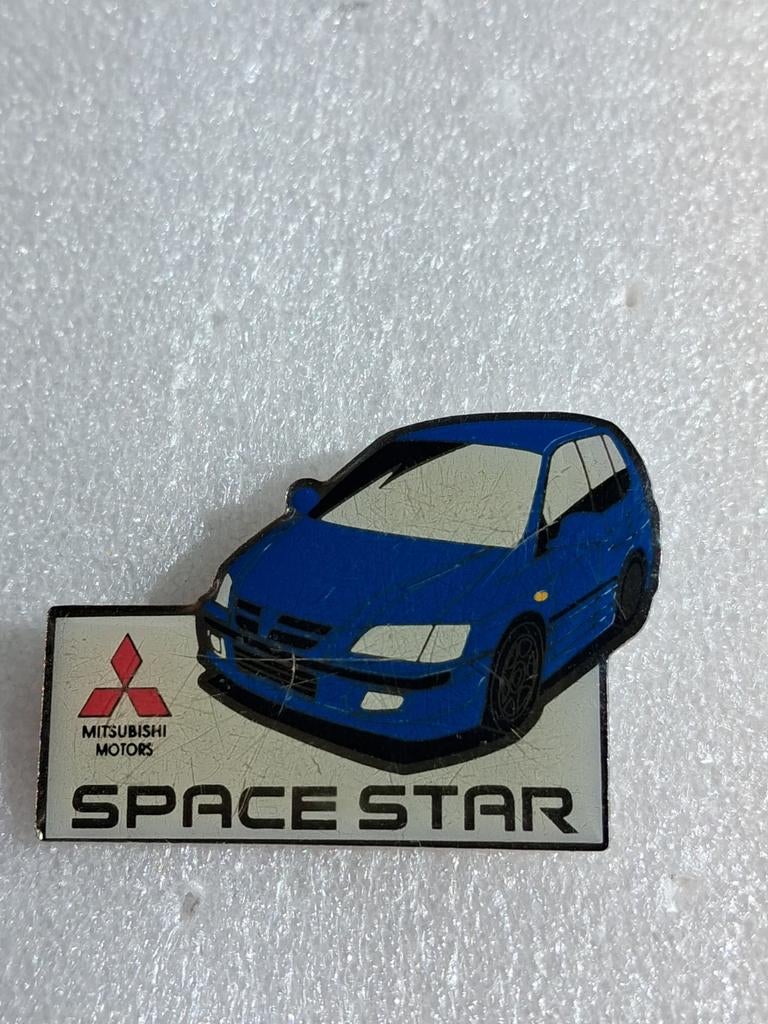 Speldje Mitsubishi space star pin, Verzenden, Overige onderwerpen