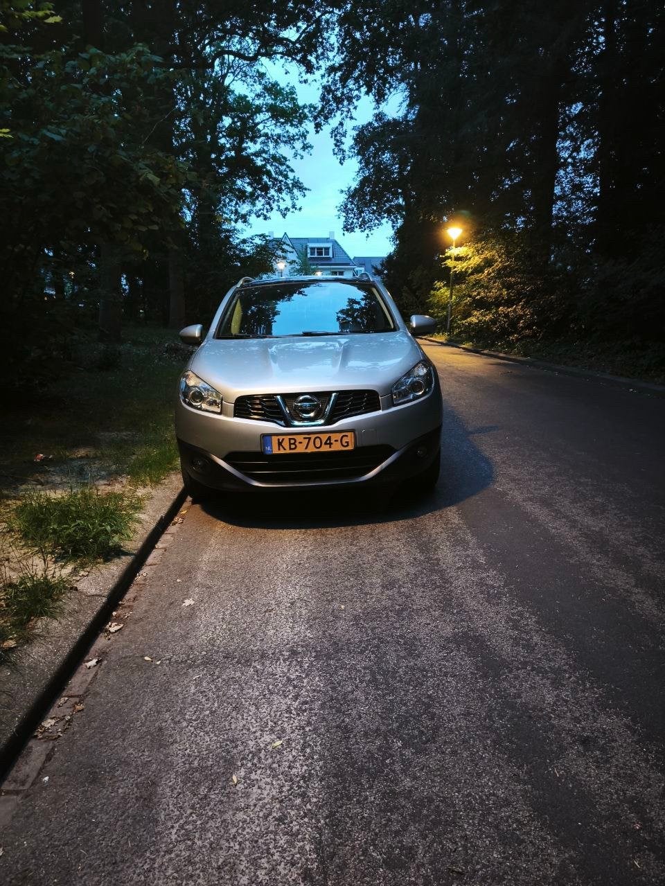 Nissan Qashqai 1.6 2WD 2011 Grijs, Voorwielaandrijving, 4 cilinders, 1210 kg, Alcantara