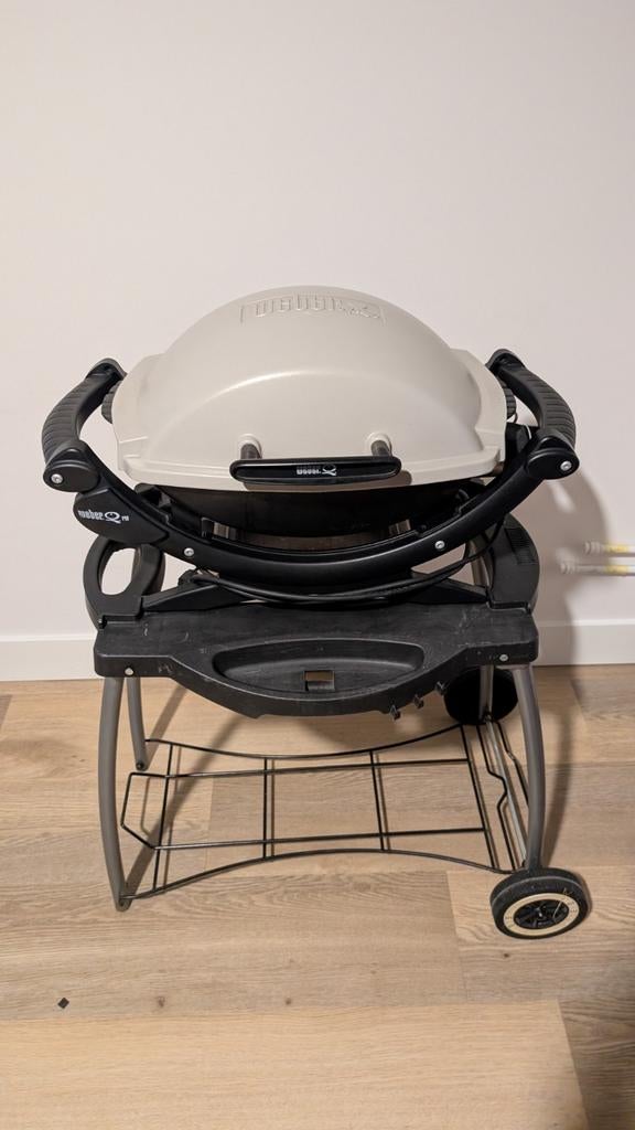 Weber Q140 elektrische BBQ - verrijdbare standaard, Ophalen, Zo goed als nieuw, Weber