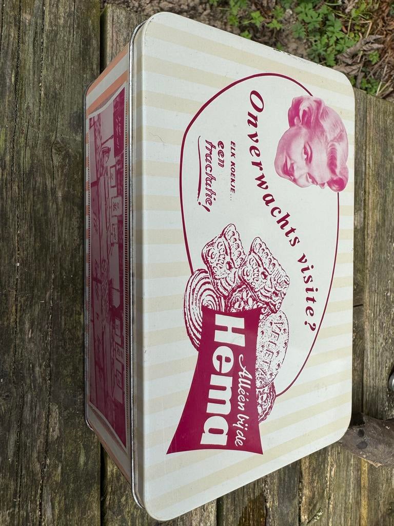 Vintage Hema koekblik 'Onverwachts visite?' - Retro design, Verzamelen, Blikken, Ophalen of Verzenden, Gebruikt, Koek(jes), Overige merken