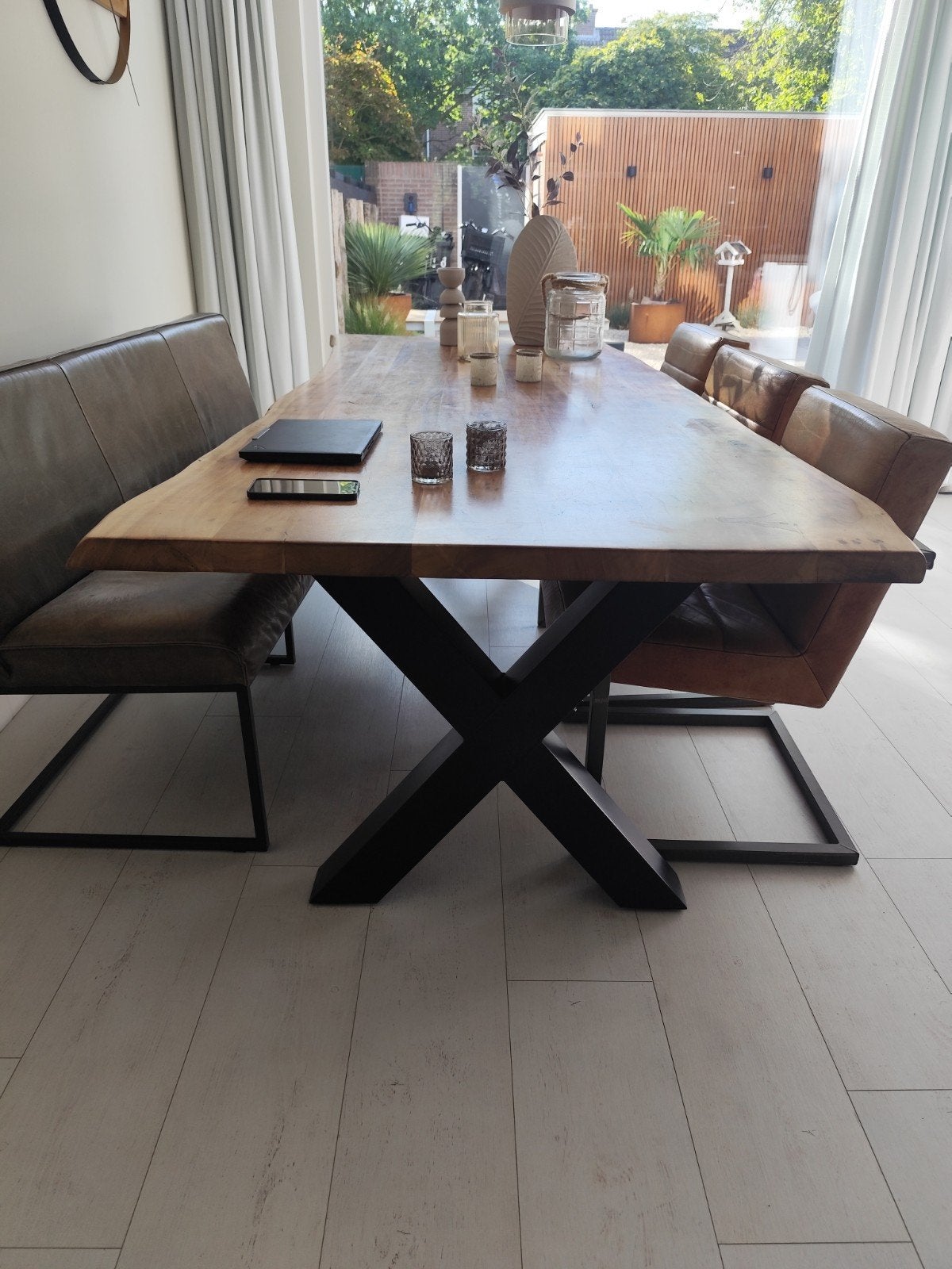 Massief houten eettafel 240x110 cm - Erg zwaar!, Ophalen, Modern, robuust, industrieel, Gebruikt, 100 tot 150 cm