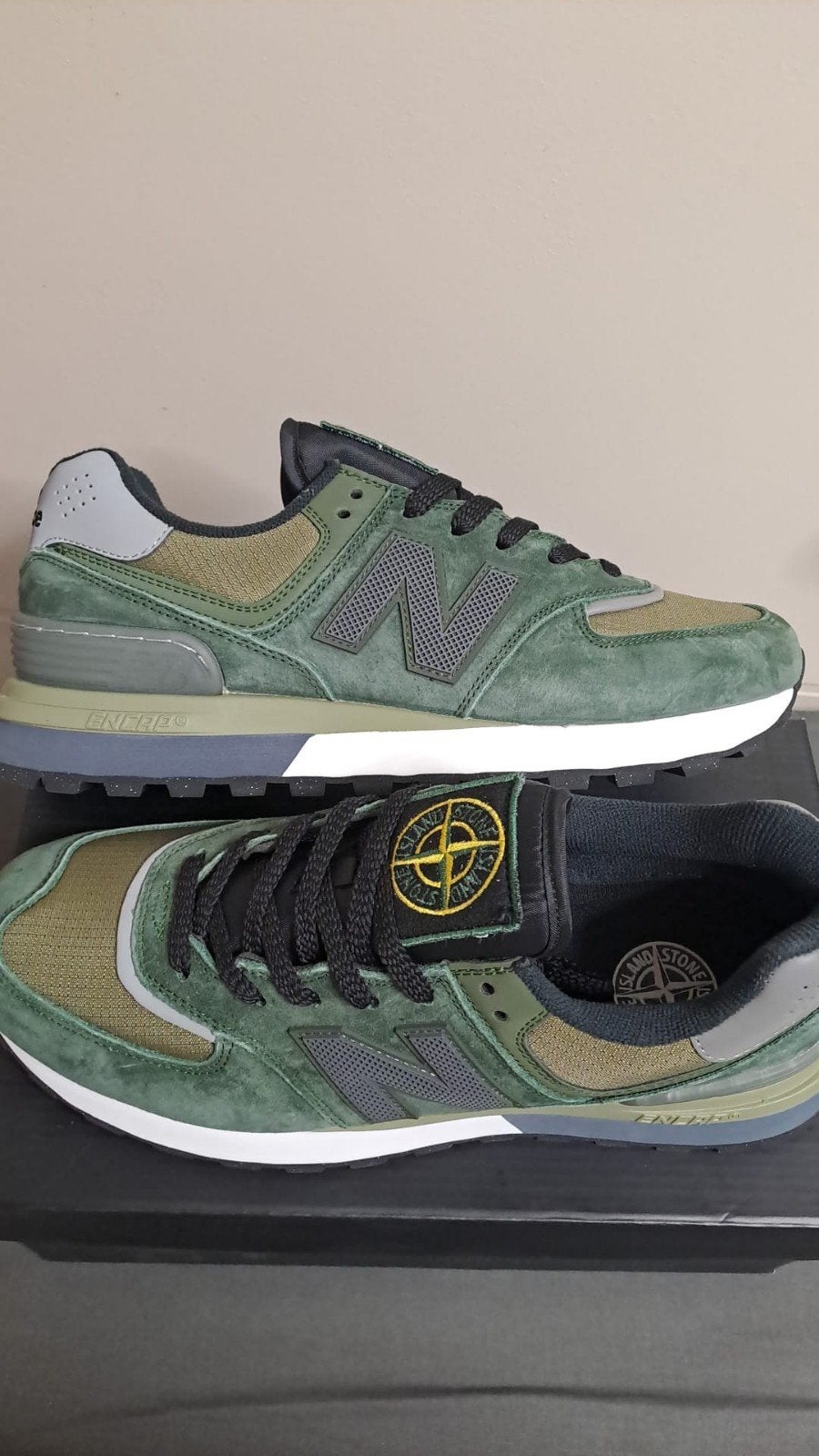 New Balance x Stone Island 574 Legacy Sneakers maat 43, Kleding | Heren, Schoenen, New Balance, Overige kleuren, Nieuw, Ophalen of Verzenden