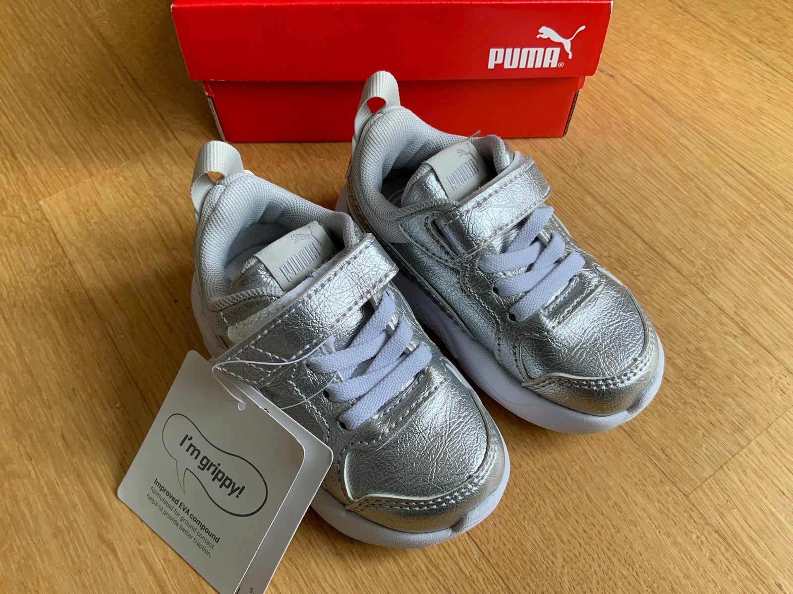 PUMA Kinderschoentjes X-Ray ZilverGrijs Metallic Mt 21 Nieuw, Schoentjes, Jongetje of Meisje, Nieuw, Ophalen of Verzenden