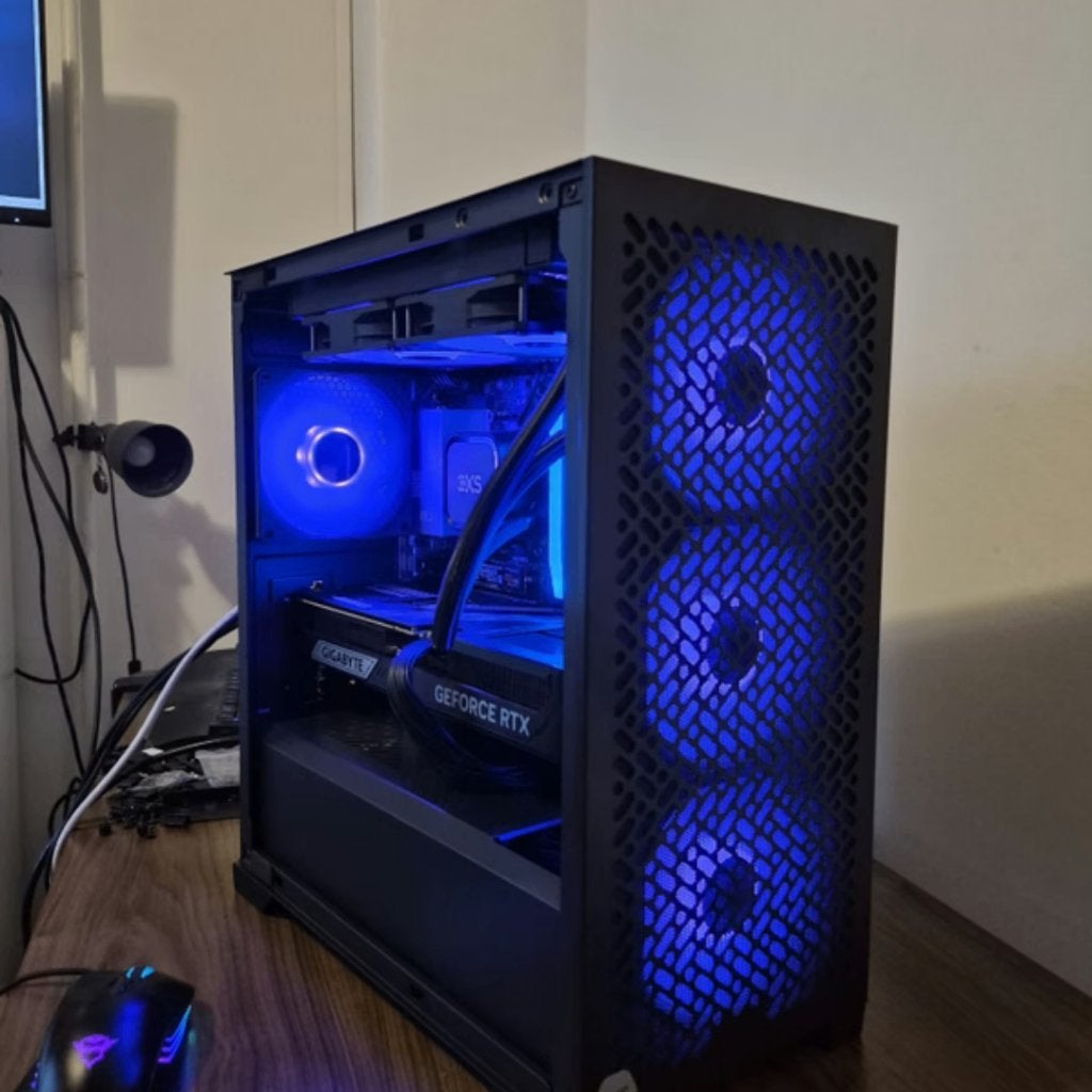 Gaming PC // RTX 5070 TI & AMD 7 9800X3D & 4,5 TB NVMe, Ophalen, 7604 HM, 32 GB, DTGParts.Business@gmail.com