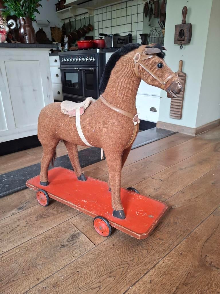 Vintage speelgoed paard op wielen - Decoratief item, Ophalen of Verzenden