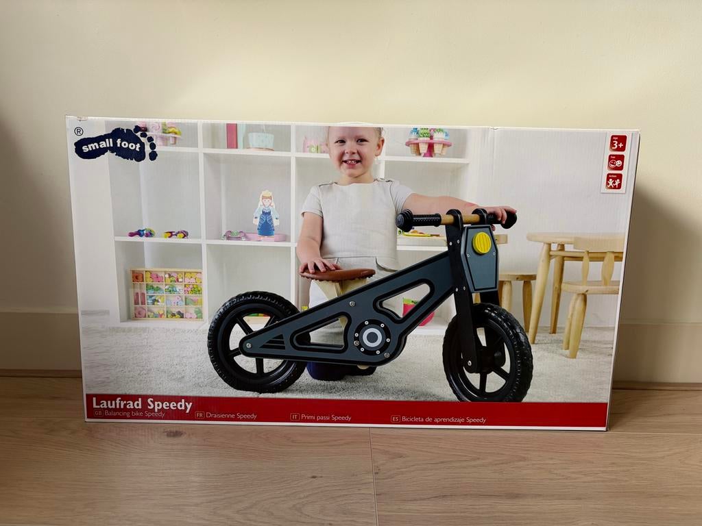 NIEUW: Small Foot houten loopfiets Speedy - Nieuw in doos!, Kinderen en Baby's, Speelgoed | Buiten | Voertuigen en Loopfietsen
