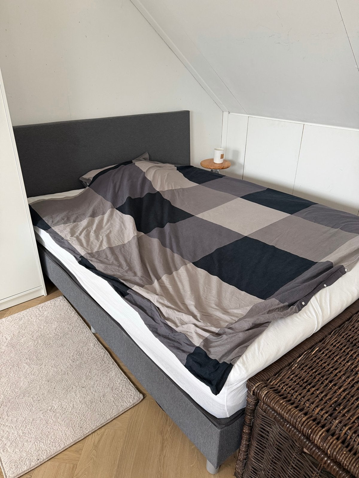 Comfortabel boxspring met hoofdbord, Ophalen, Gebruikt, Tweepersoons, 200 cm