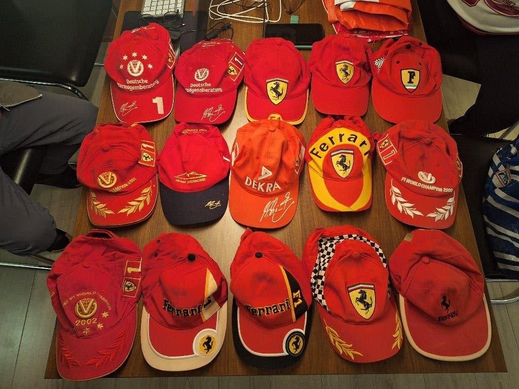 Grote verzameling Ferrari Michael Schumacher baseball caps, Ophalen of Verzenden, Gebruikt, Formule 1