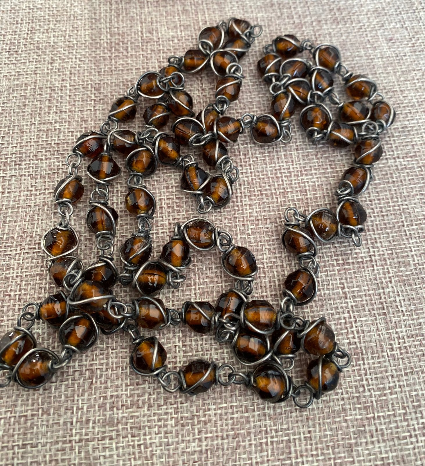 Boho hippie stijl lange art glaskralen ketting, Ophalen of Verzenden, Zo goed als nieuw, Bruin, Overige materialen
