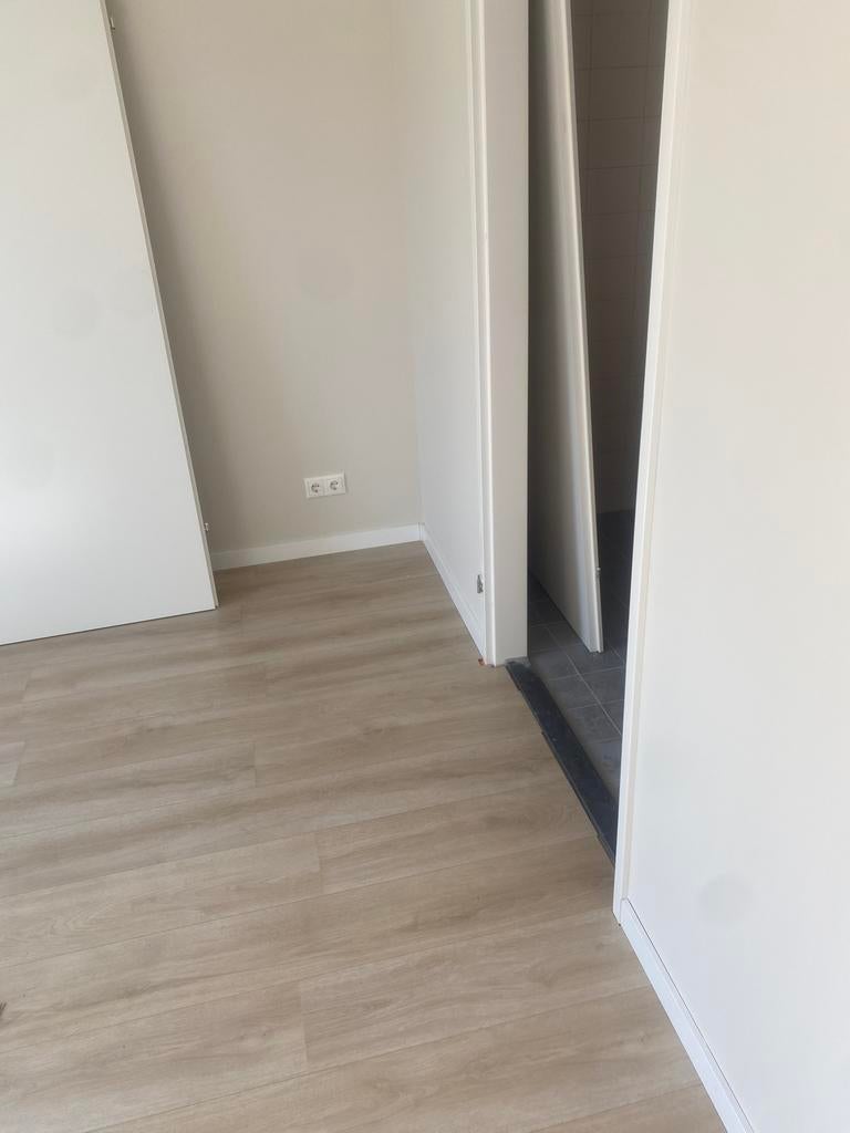 Bent naar laminaatlegger, Huis en Inrichting, Stoffering | Vloerbedekking, Ophalen of Verzenden, Zo goed als nieuw, Minder dan 10 m²