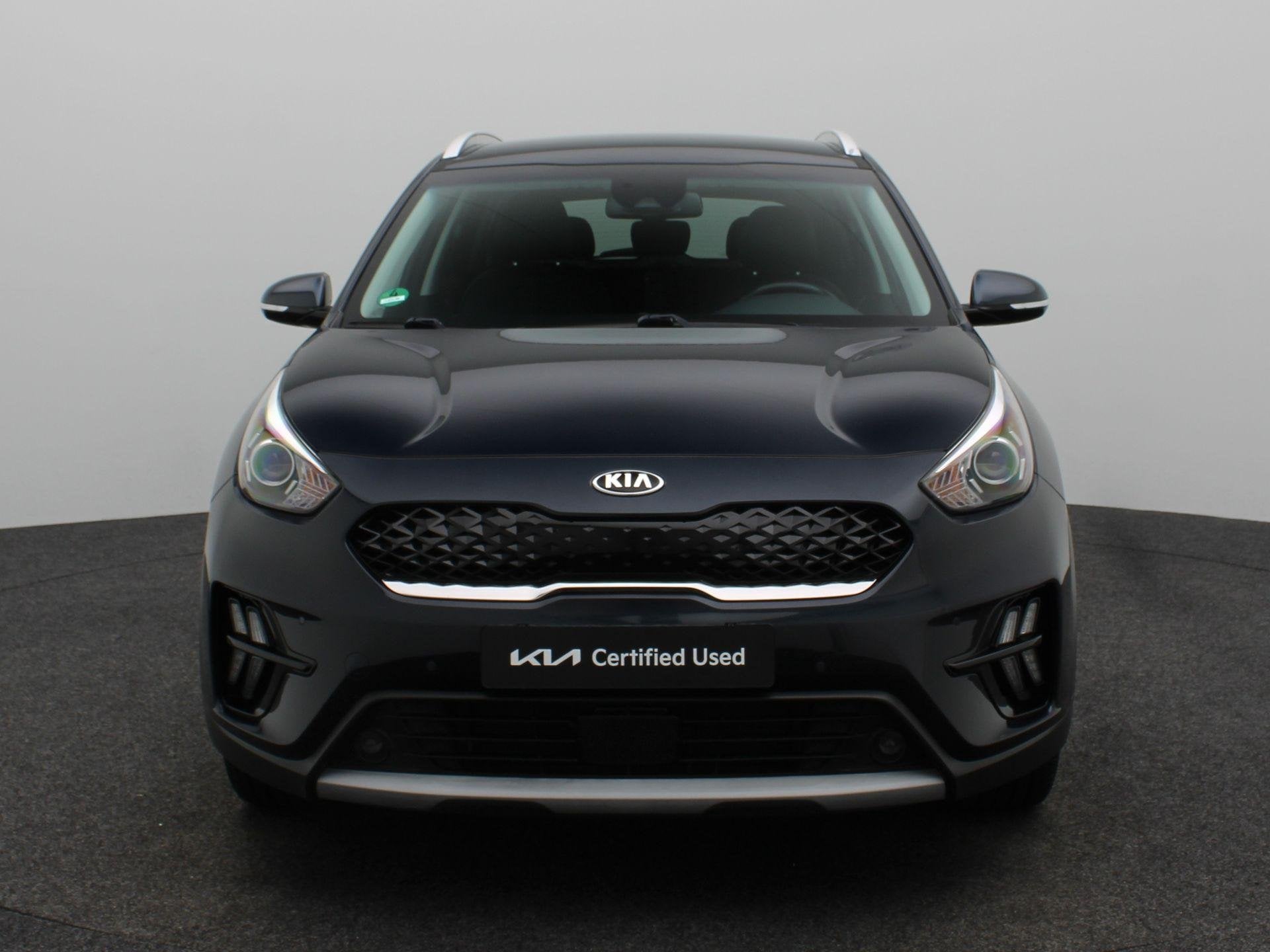 Foto 3 van Kia Niro 1.6 GDi Hybrid DynamicPlusLine | Trekhaak | All-Sea