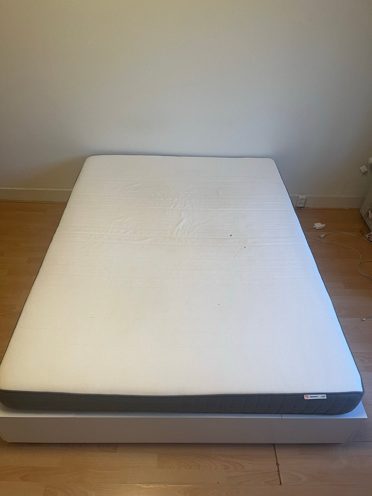 IKEA Bed en Morgedal Matras queen size, Huis en Inrichting, Ophalen, Gebruikt, Wit, Tweepersoons
