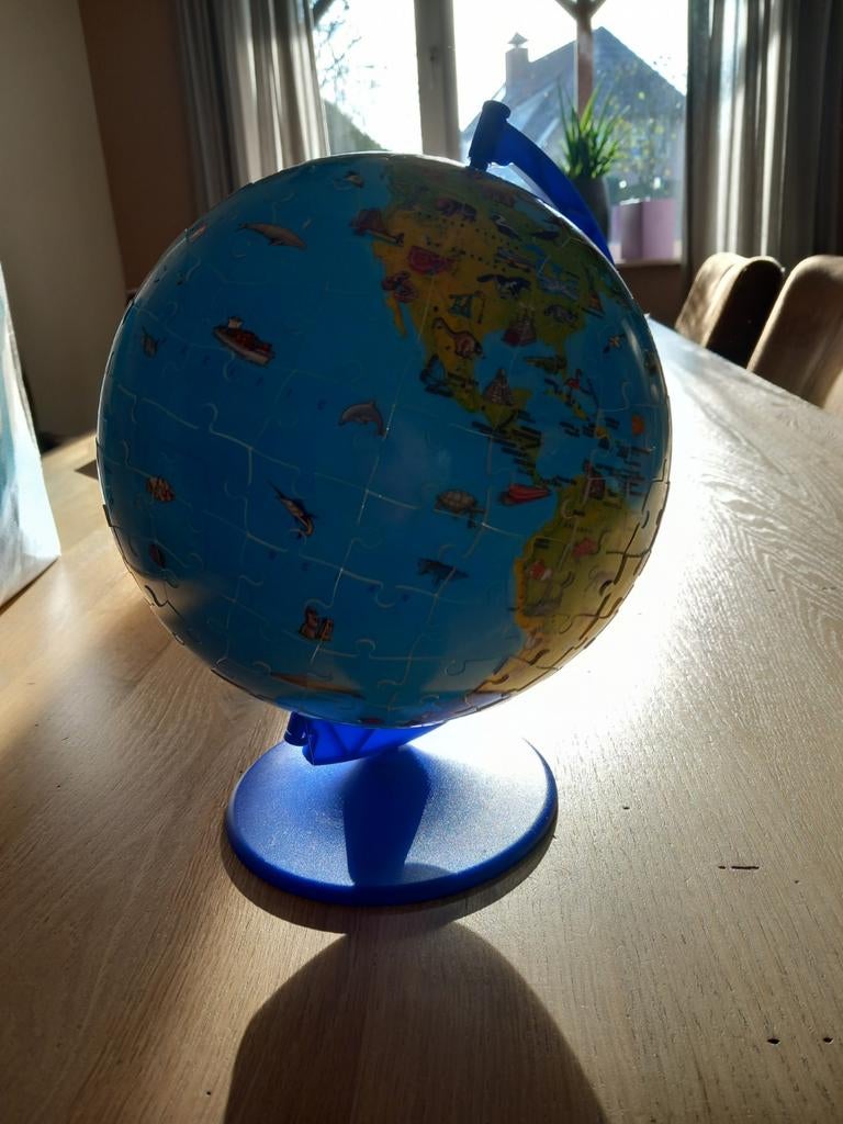 Wereldbol puzzel super leuk, Ophalen, 500 t/m 1500 stukjes, Zo goed als nieuw