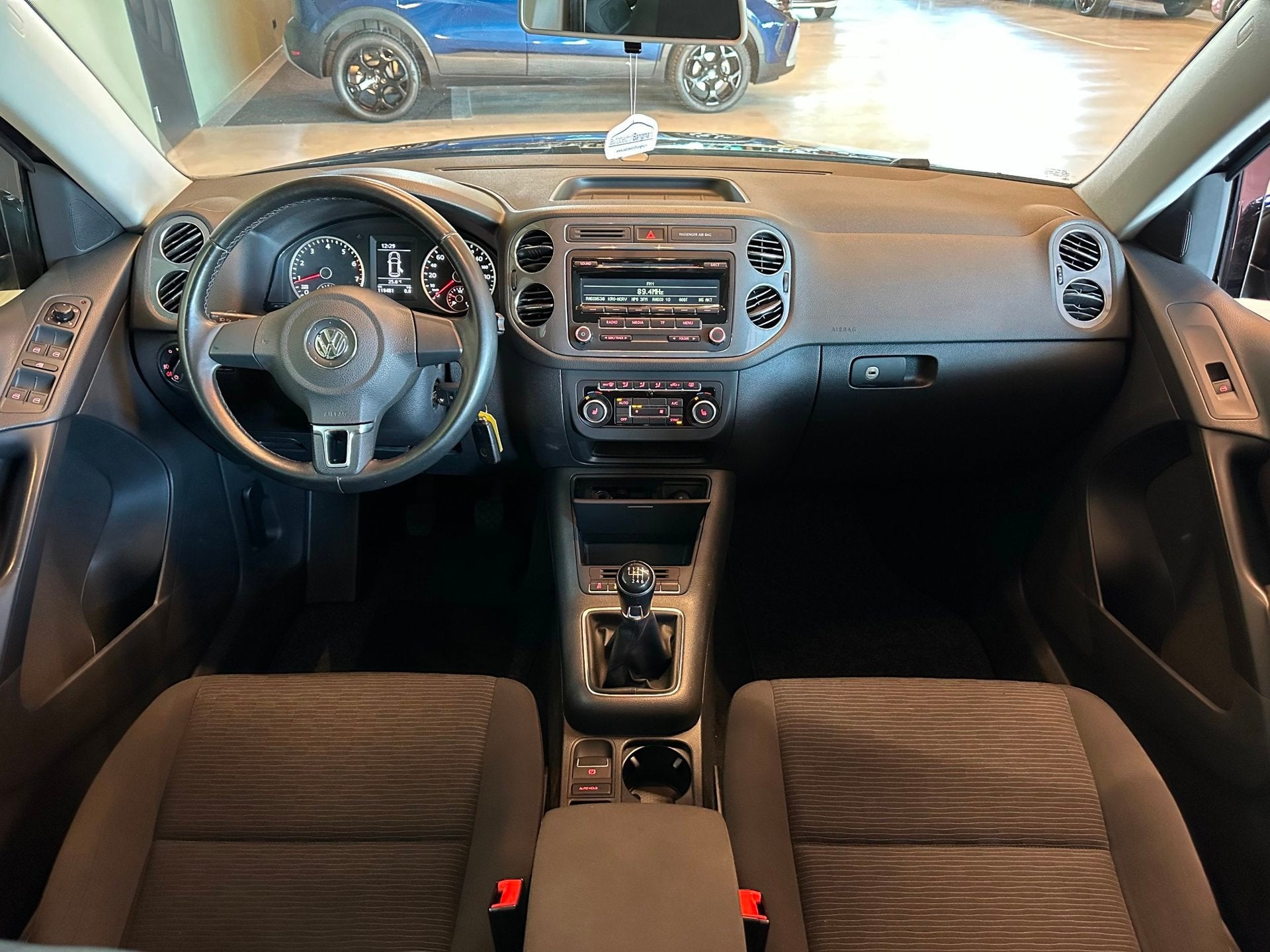 Volkswagen Tiguan 1.4 TSI SPORT&STYLE-uitv|CLIMA AIRCO|CRUIS, Auto's, Voorwielaandrijving, Gebruikt, 4 cilinders, Met garantie (alle)