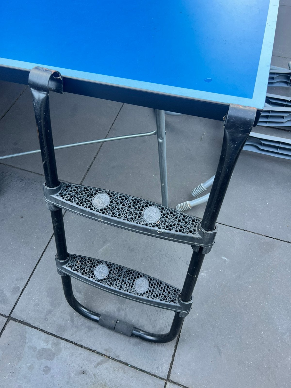 Trampoline trapje, Ophalen, Gebruikt