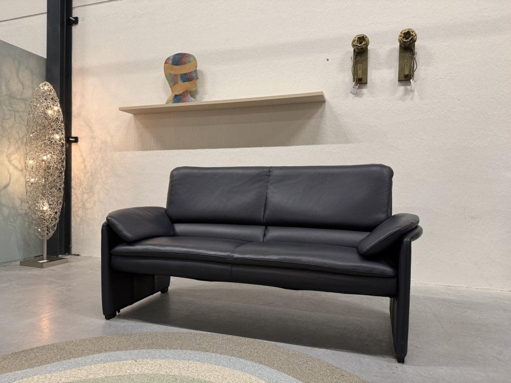 als nieuw Leolux Evidence Catalpa 2,5 zits bank blauw leer, Leolux, Info@leolux.nl, 150 tot 200 cm, Tweepersoons