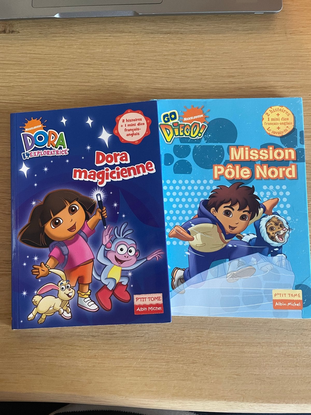 Franse kinderboeken: Dora en Diego avonturen, Boeken, Ophalen of Verzenden, Gelezen