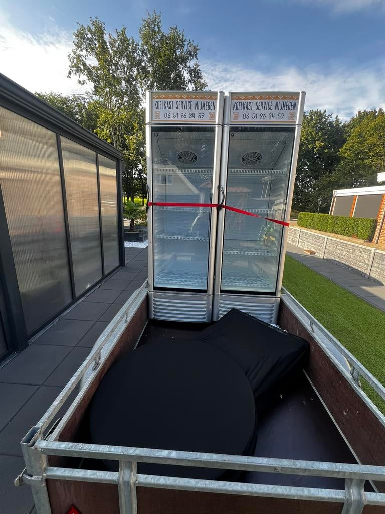 Feestje?Koelkast nodig of meer? JBL Partybox, Hobby en Vrije tijd, Feestartikelen | Verhuur, Ophalen, Zo goed als nieuw