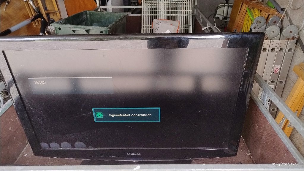 Samsung tv doet het nog heel goed.