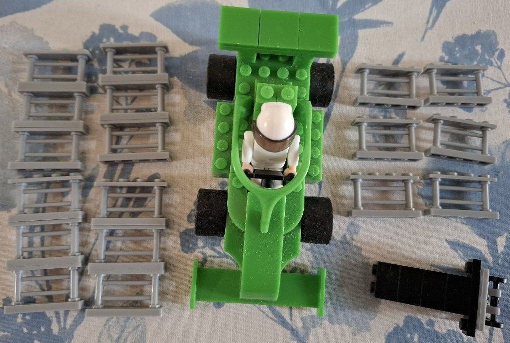 Dekamarkt Race Blocks - Raceauto met hekjes en stickers, Dekamarkt, Ophalen of Verzenden
