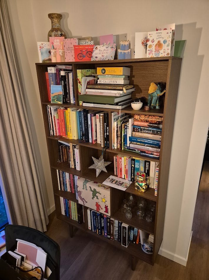 Boekenkast, Ophalen, 25 tot 50 cm, 150 tot 200 cm