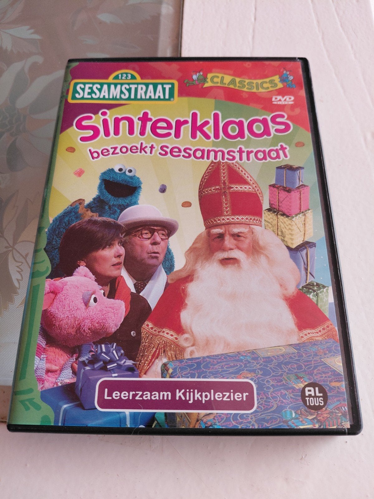 Sinterklaas bezoekt Sesamstraat dvd., Alle leeftijden, Tv-serie, Ophalen of Verzenden, Zo goed als nieuw