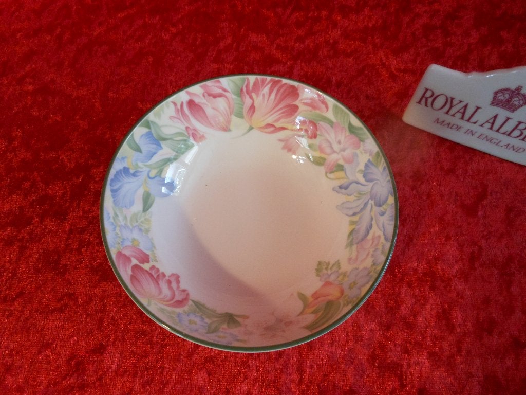 Royal Albert Fonteyn, Huis en Inrichting, Keuken | Servies, Ophalen of Verzenden, Overige stijlen, Porselein, Royal Albert