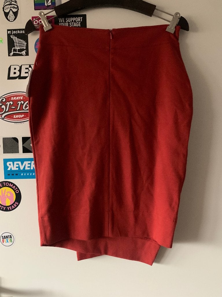 Emma Rok maat 36(nr.17 DM5), Ophalen of Verzenden, Zo goed als nieuw, Maat 36 (S), Rood