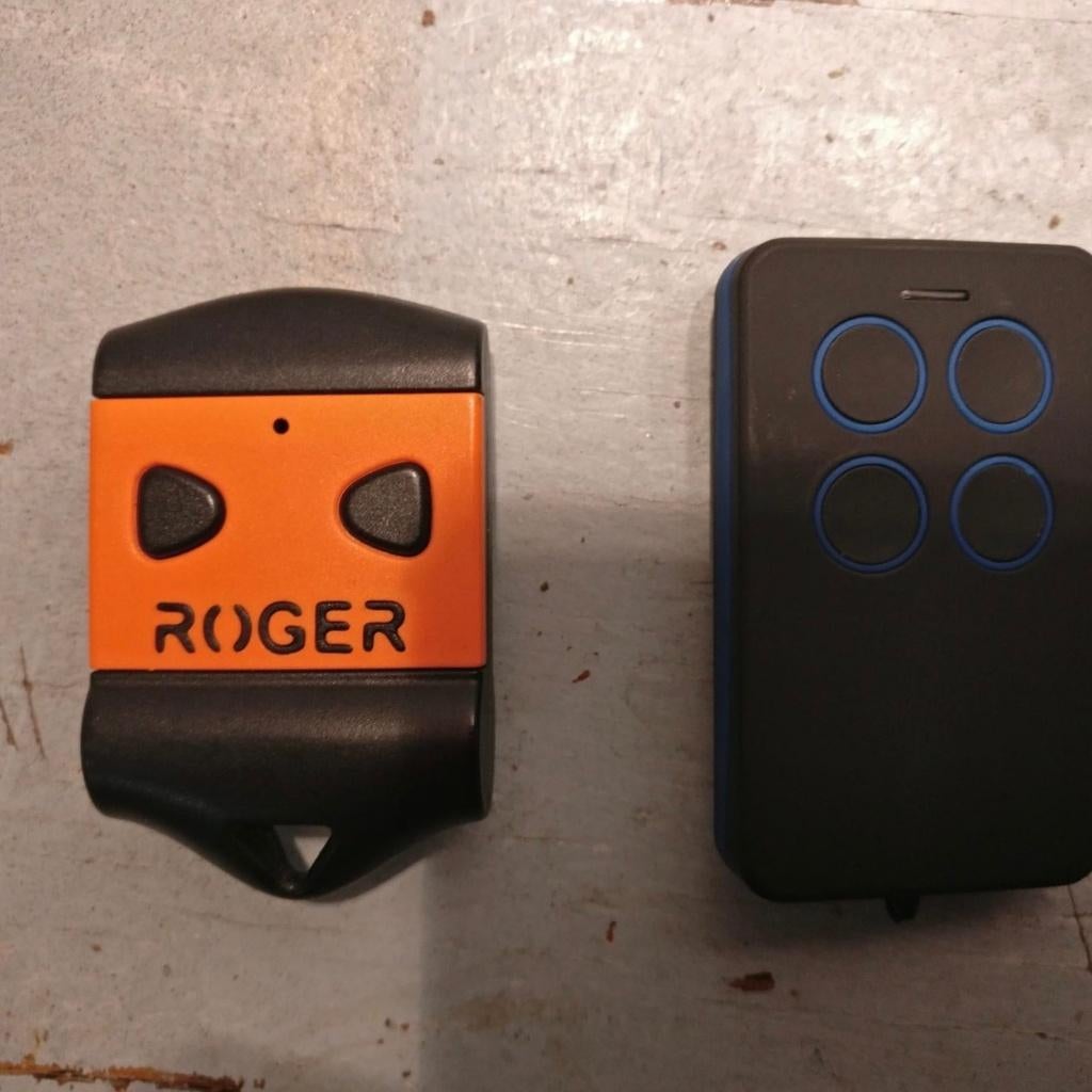 Handzender garage deur Frequentie: 280-868 MHz AM/FM €19,85, Hobby en Vrije tijd, Elektronica-componenten, Ophalen of Verzenden