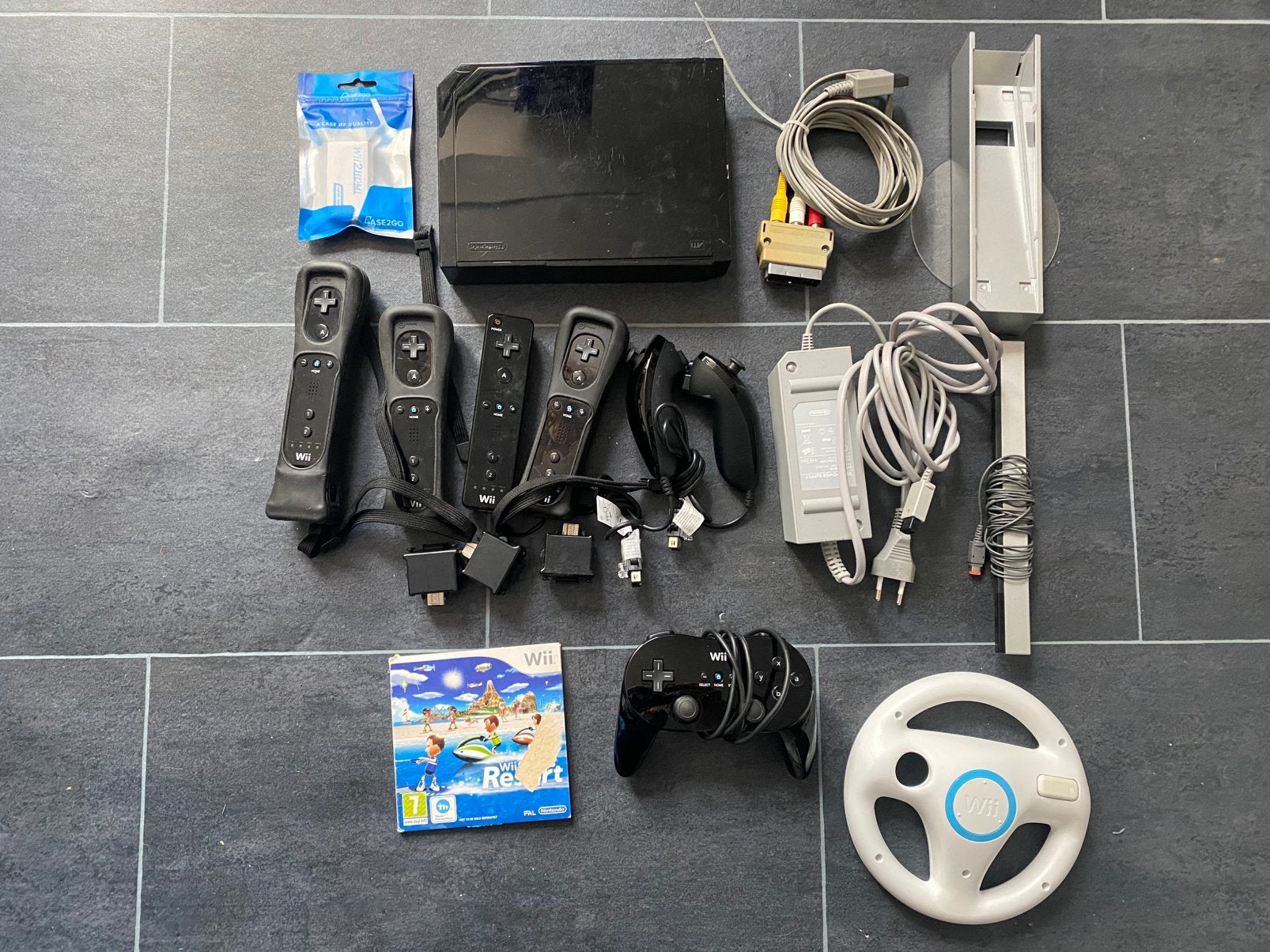 Nintendo Wii zwart - compleet, Ophalen, Gebruikt, Met 3 controllers of meer, Met games