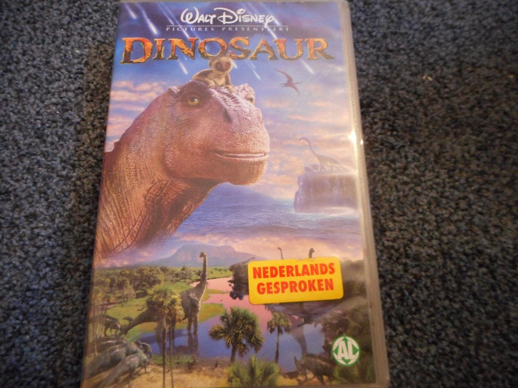 DINOSAUR! Mooie Speelfilm Op VIDEO!, Verzenden, Alle leeftijden, Zo goed als nieuw, Actie en Avontuur