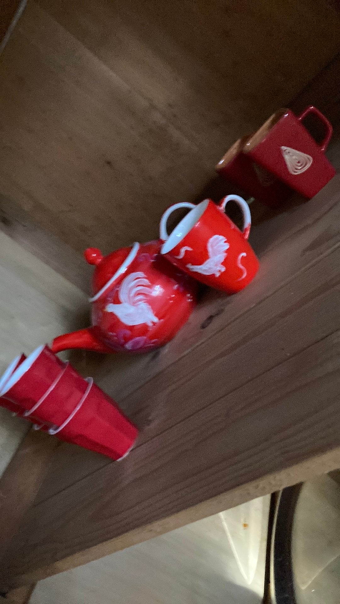 Theepot handbeschilderd met mokjes, Huis en Inrichting, Keuken | Servies, Ophalen of Verzenden, Zo goed als nieuw, Overige stijlen