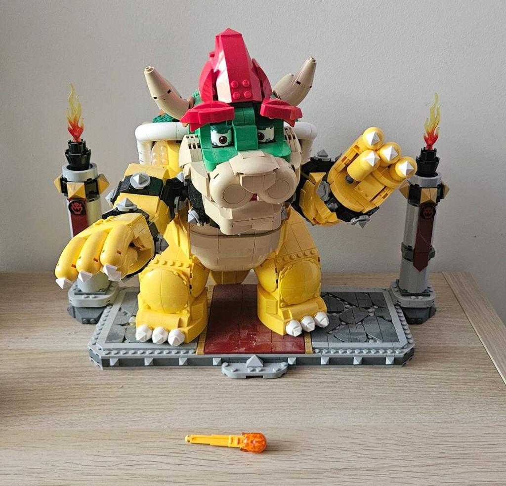 71411 lego Bowser, Ophalen