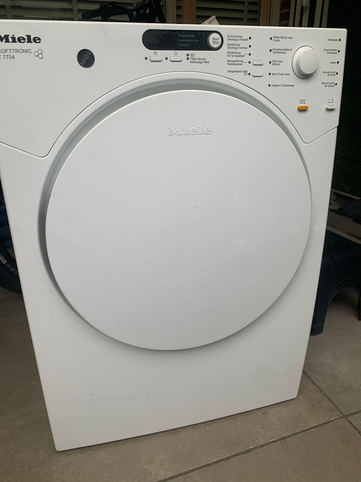 Miele Softtronic T 7734 Condensdroger, Witgoed en Apparatuur, Wasdrogers, Gebruikt, Condens, Voorlader, 6 tot 8 kg, 85 tot 90 cm