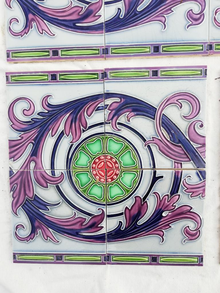 882x127cm Bijzondere lambrisering art nouveau tegels paars, Ophalen, Minder dan 20 cm, 10 m² of meer, Wandtegels