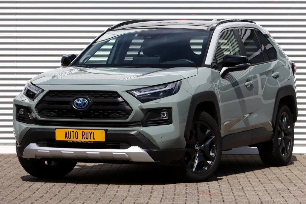 Toyota RAV4 2.5 Hybrid AWD Ulitmate Adventure Panoramad., Auto's, Automaat, Gebruikt, Zwart, 4 cilinders