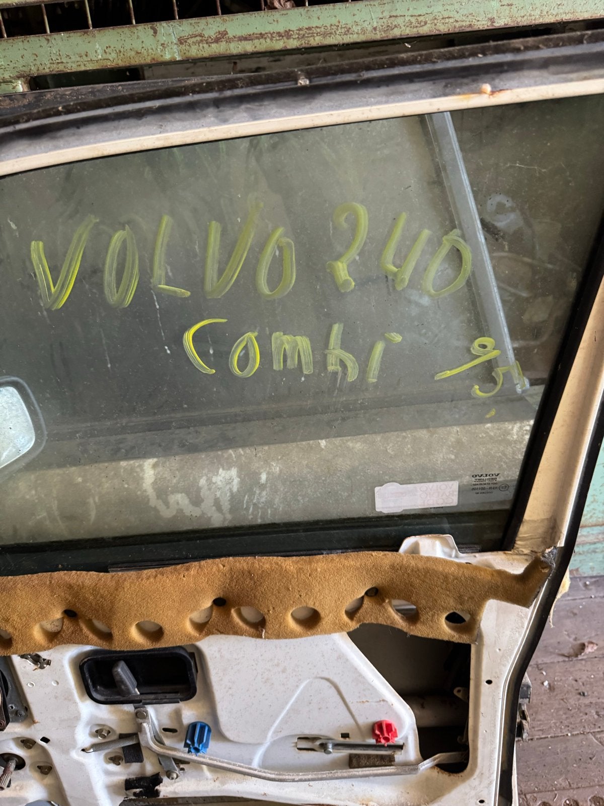 Deur Volvo 240 Combi 1995-Gebruikt, Auto-onderdelen, Gebruikt, Ophalen of Verzenden, Volvo, Voor