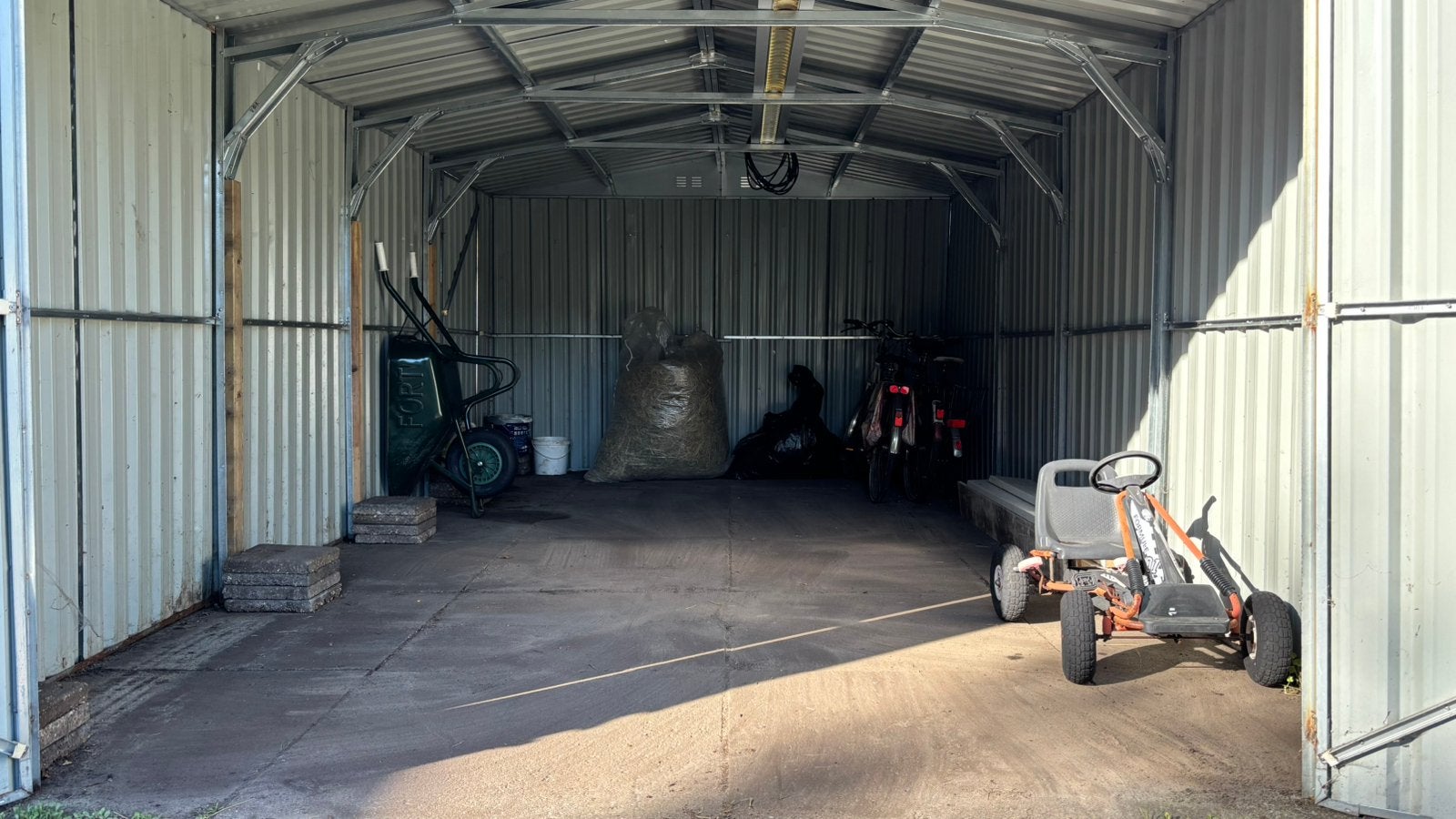 Metalen schuur / berging 5x3m, Ophalen, Gebruikt, Metaal, Overige typen
