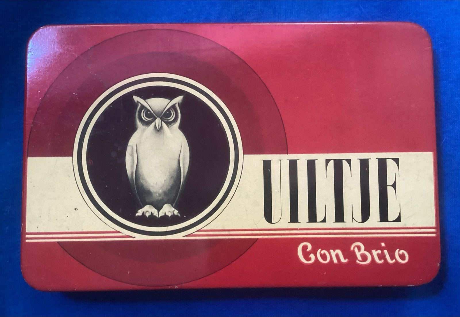 Vintage Uiltje Con Brio sigarenblikje, rood met uil, Verzenden, Gebruikt, Overige, Overige merken