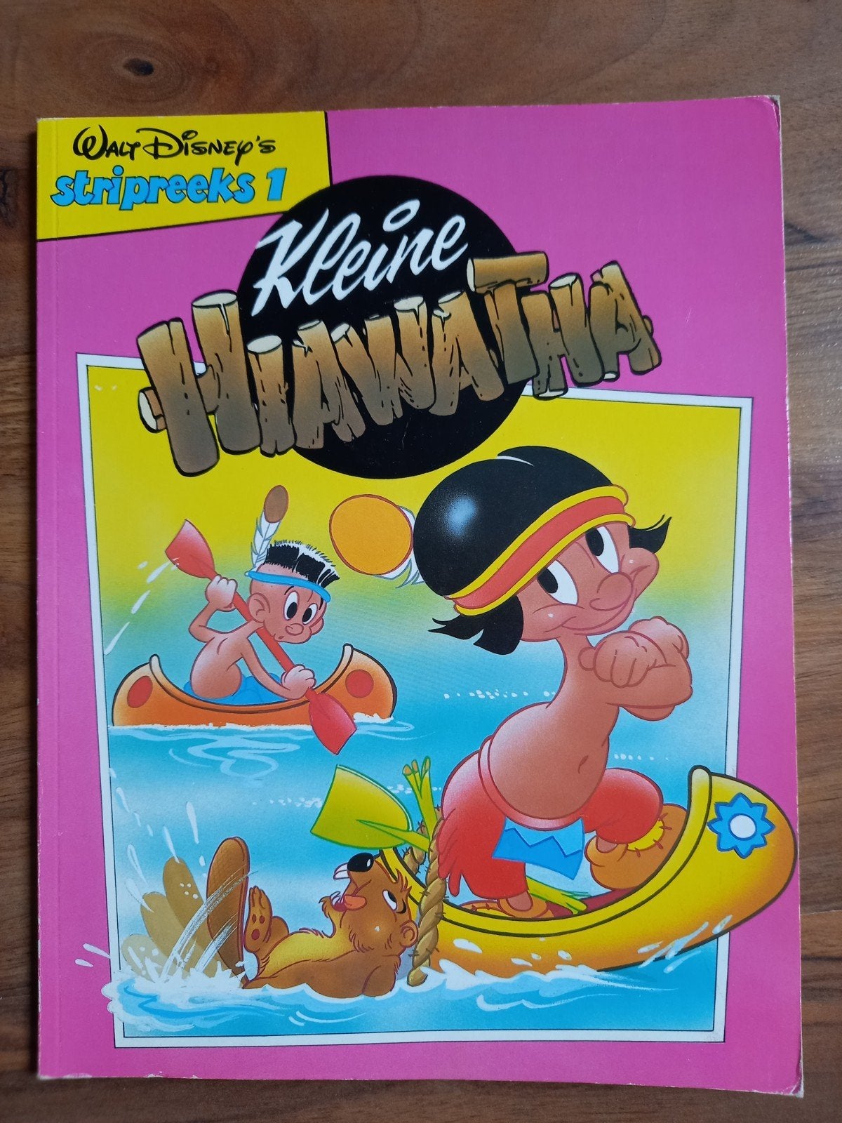 Stripreeks 1 - Kleine Hiawatha, Ophalen of Verzenden, Gelezen