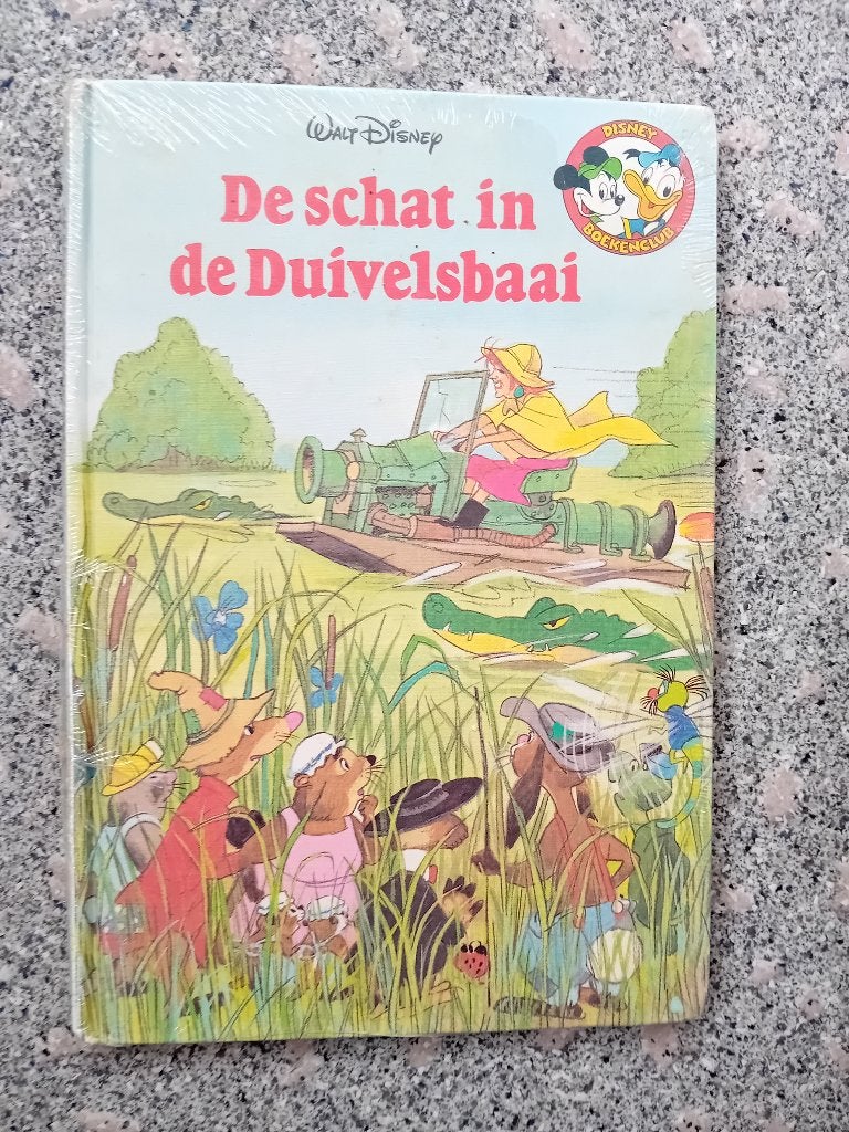 Disney Boekenclub boekje De schat in de Duivelsbaai, Ophalen of Verzenden, Overige figuren, Gebruikt, Beeldje of Figuurtje