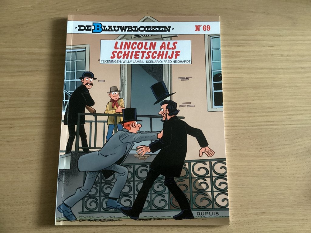 Blauwbloezen strips, Eén stripboek, Ophalen of Verzenden, Zo goed als nieuw
